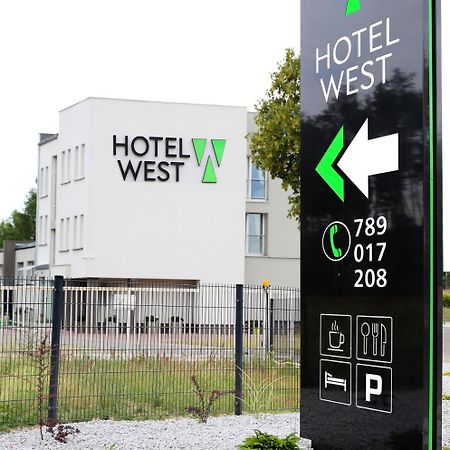 Poznan West Hotel - Airport Экстерьер фото